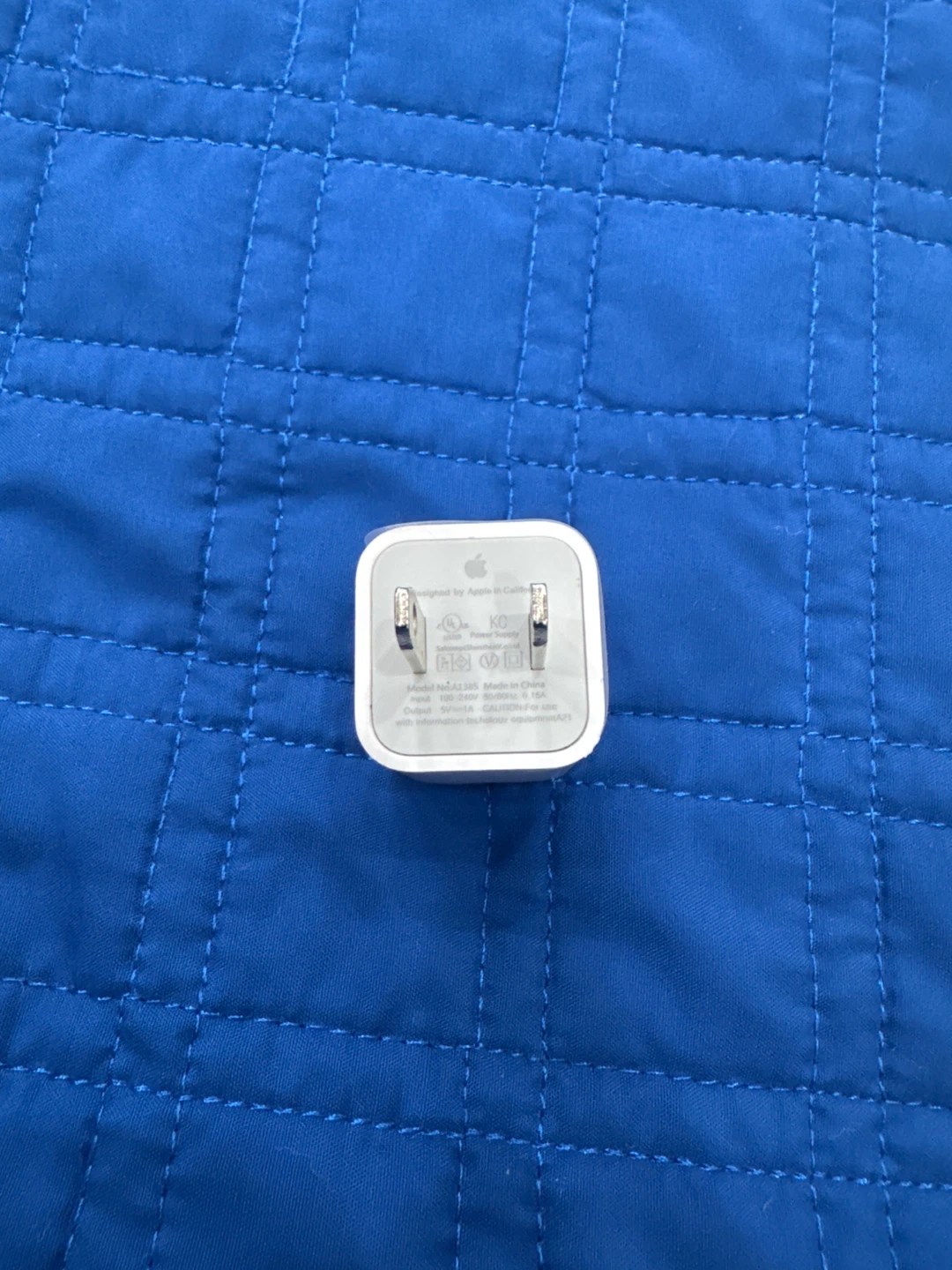 Apple USB Power Adapter - photo 2