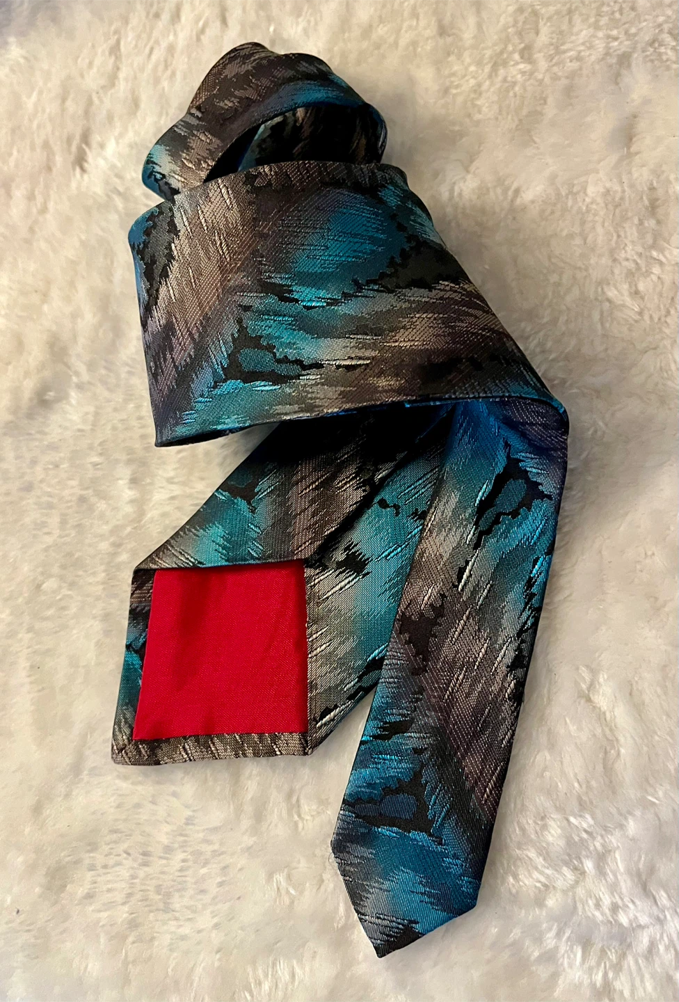 Woodward's Classic Men's Necktie - Blue/Brown Abstract Pattern