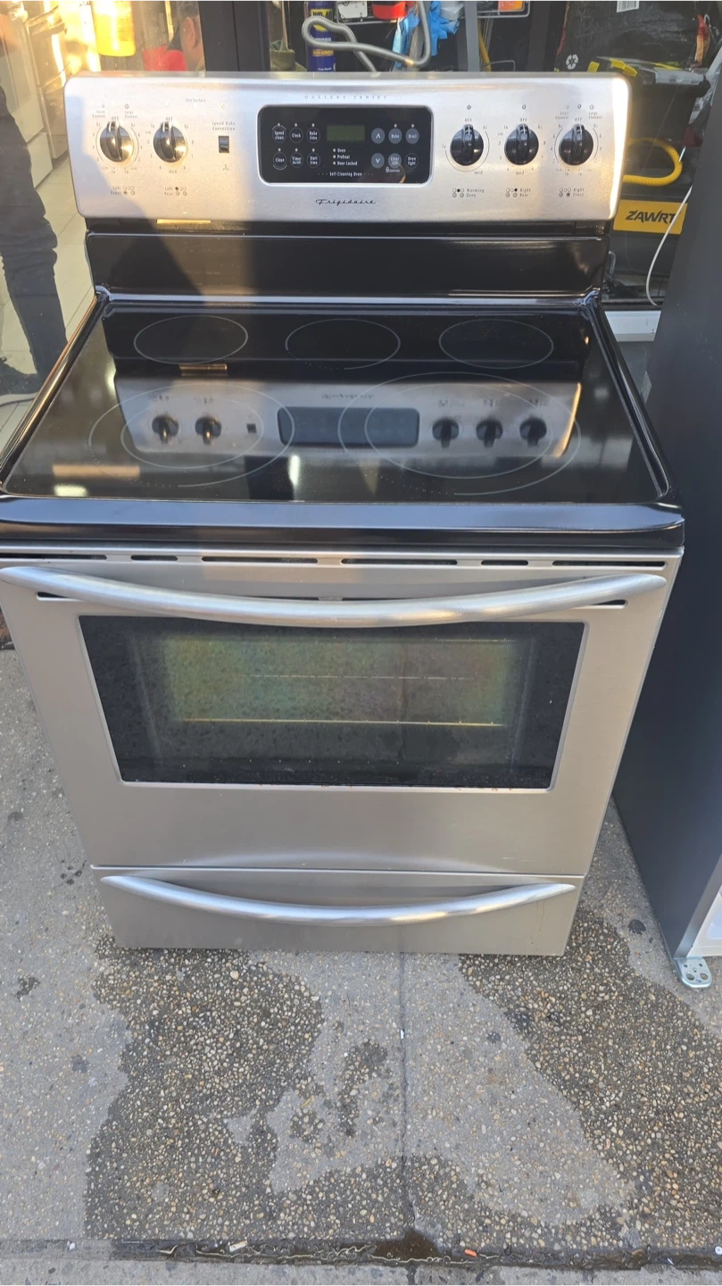Frigidaire Gallery Series Electric Range 30 inches
