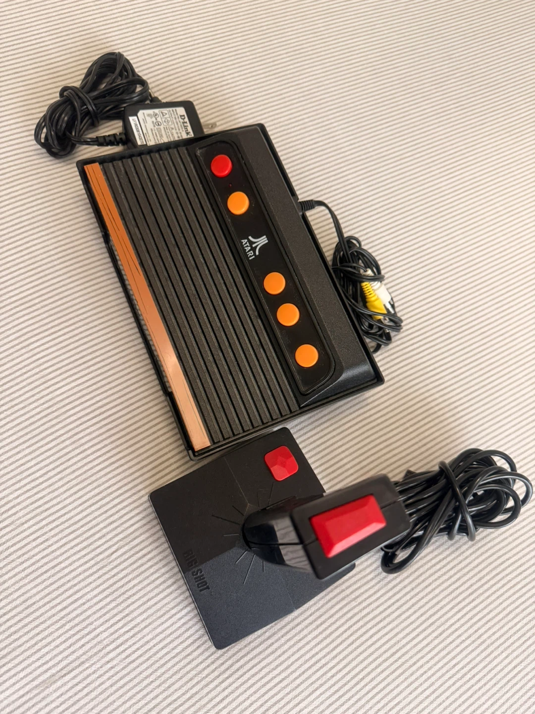Atari Flashback 7 Classic Game Console - photo 3