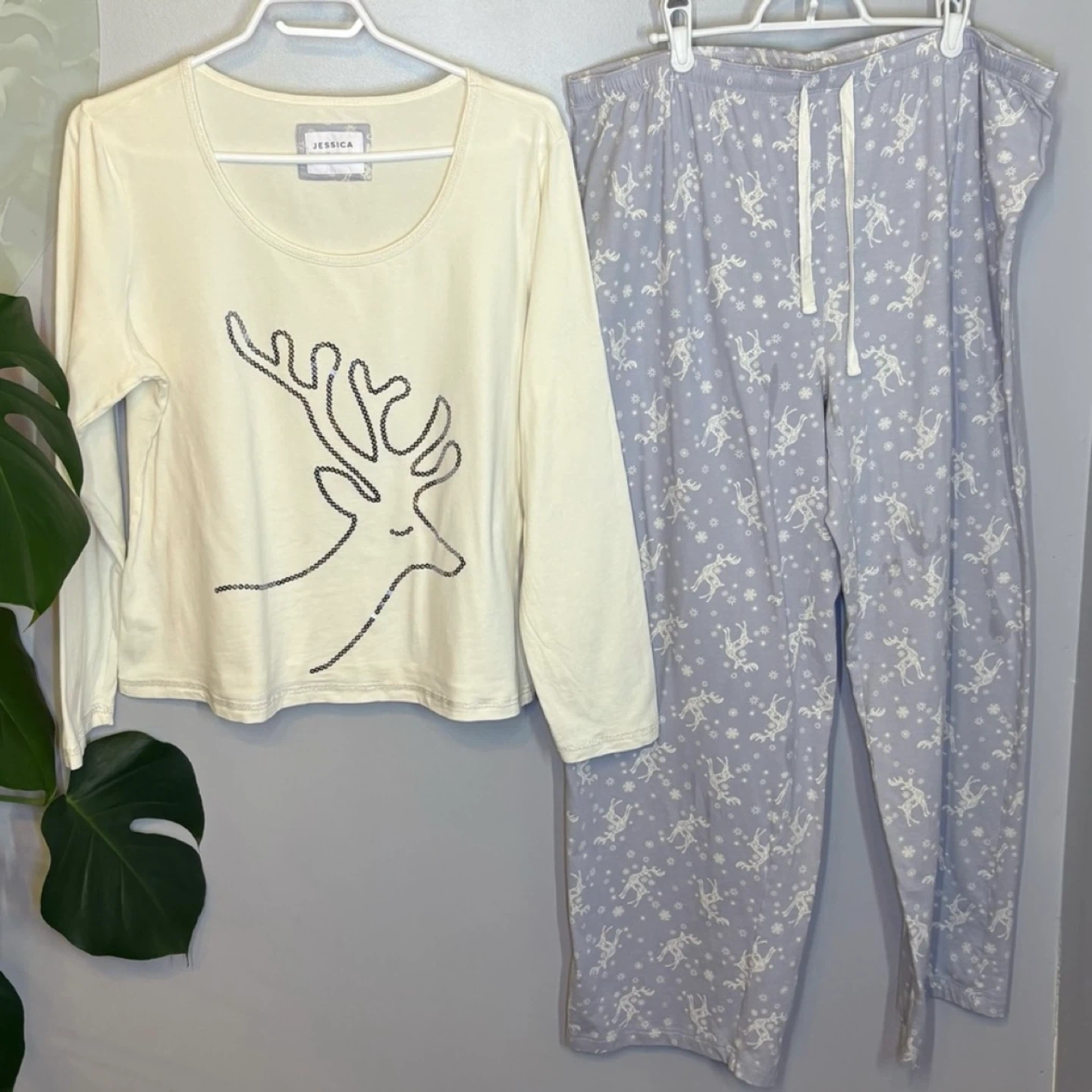 Jessica Reindeer Sequin Holiday Pajama Set Womens Size XL - photo 2