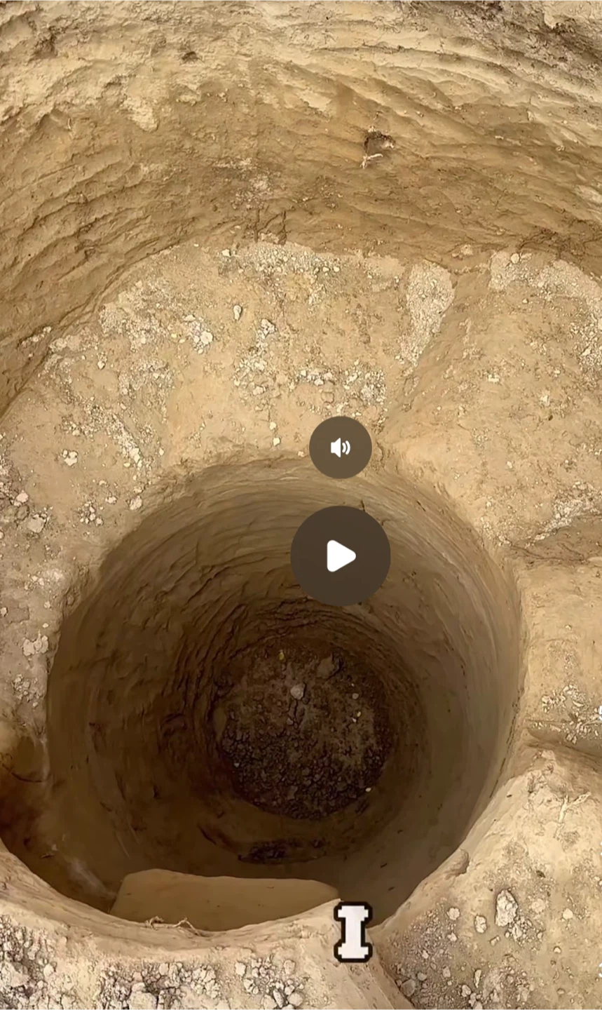 Hole