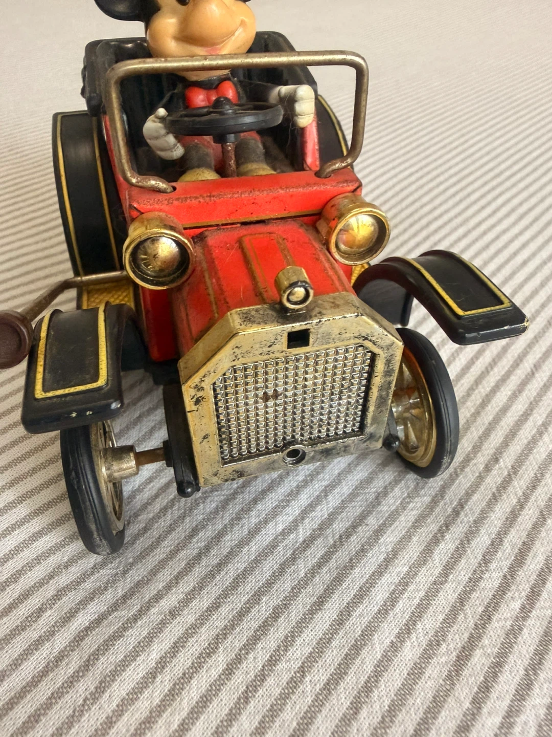 Masudaya Corp. Mickey Mouse Tin Car 1908 - photo 3