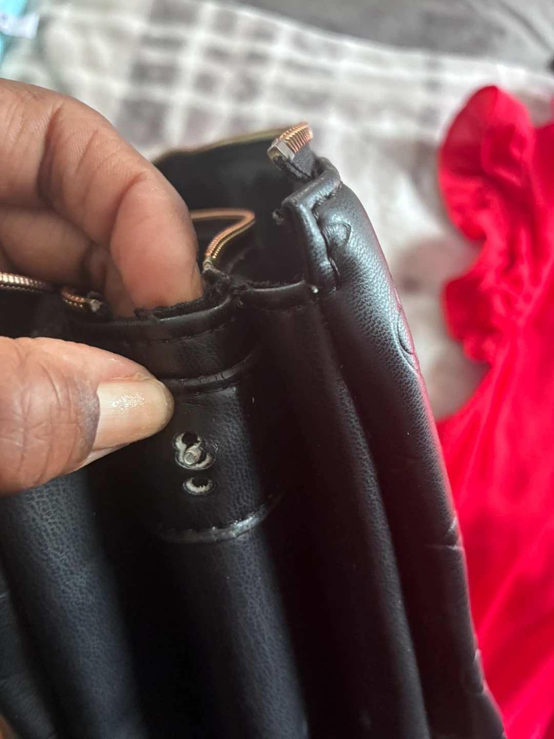 Louis Vuitton Monogram Embossed Black Shoulder Bag - photo 2