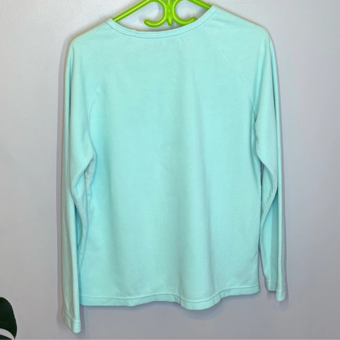 Adorable Breakfast in Bed Polar Bear Fleece Pajama Top Size L - photo 4