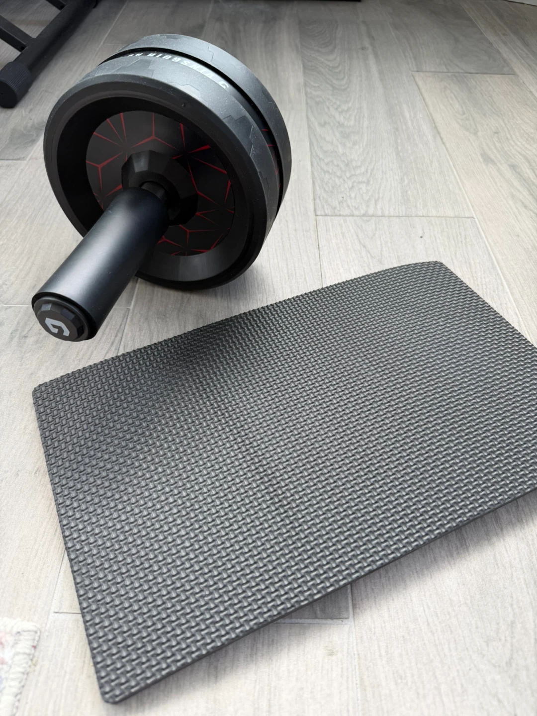 Vinsguir Ab Roller Wheel + Knee Pad