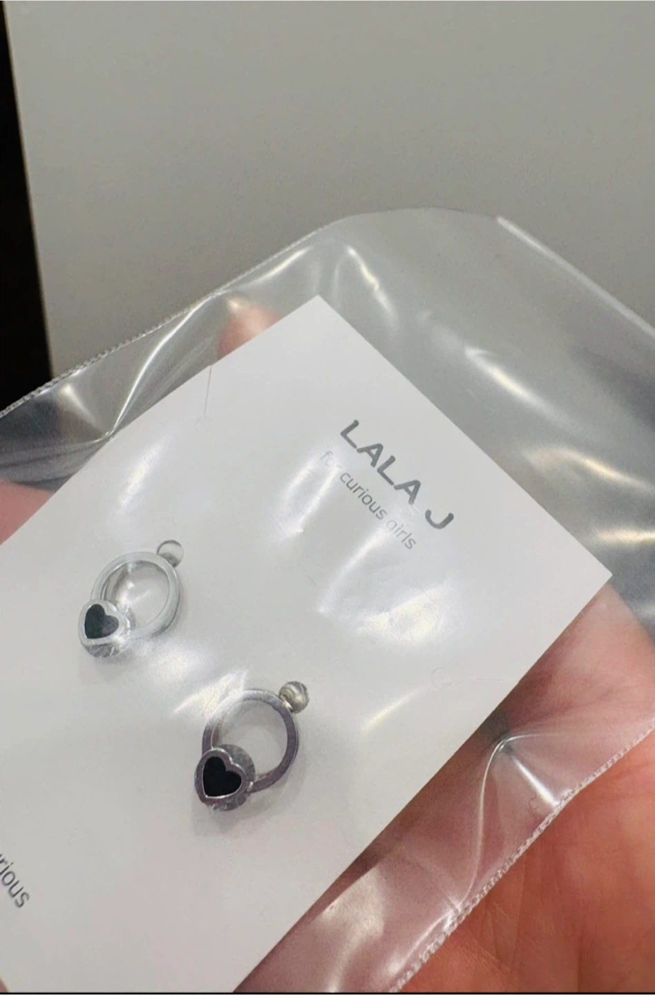 Heart shape Earrings- Silver Tone Heart Studs - photo 3