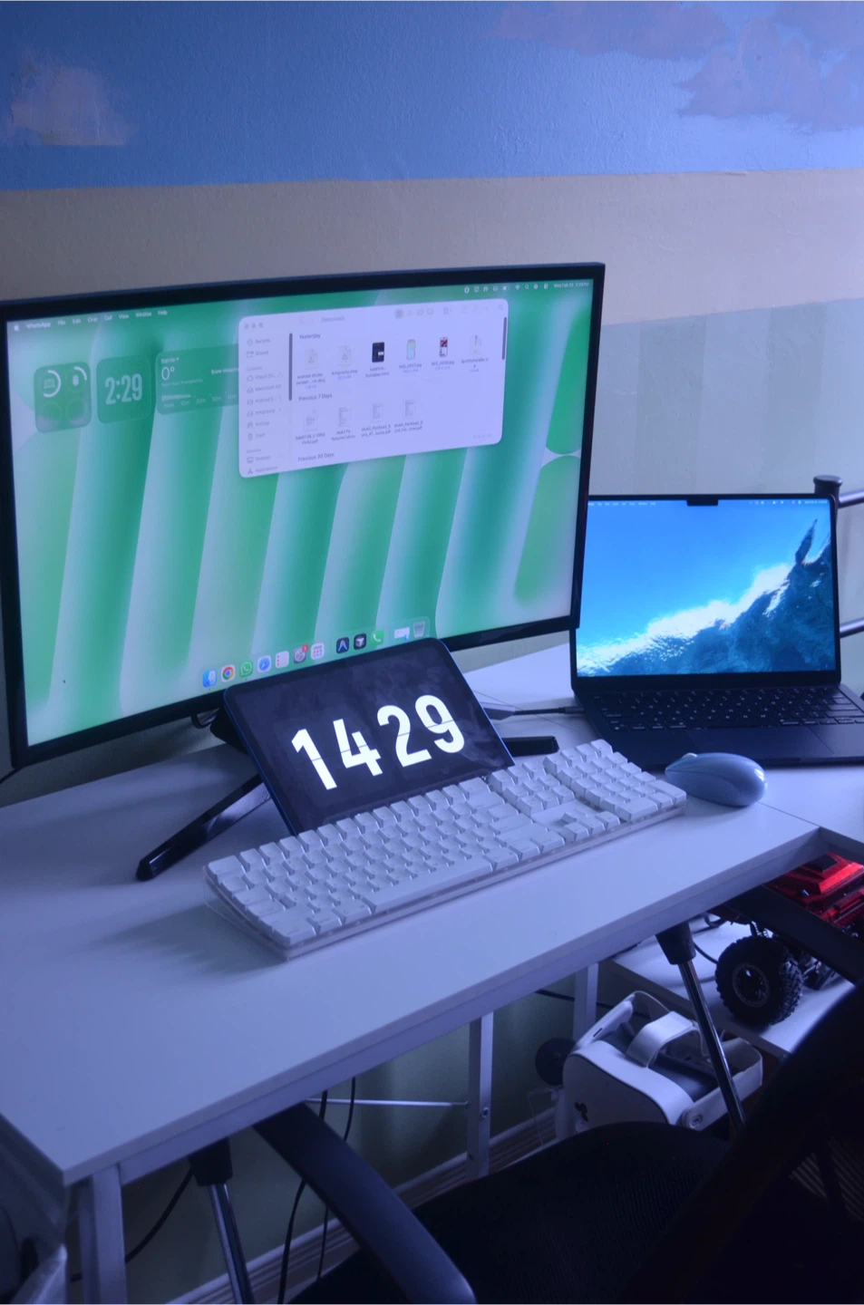 Samsung Curved Monitor - photo 4