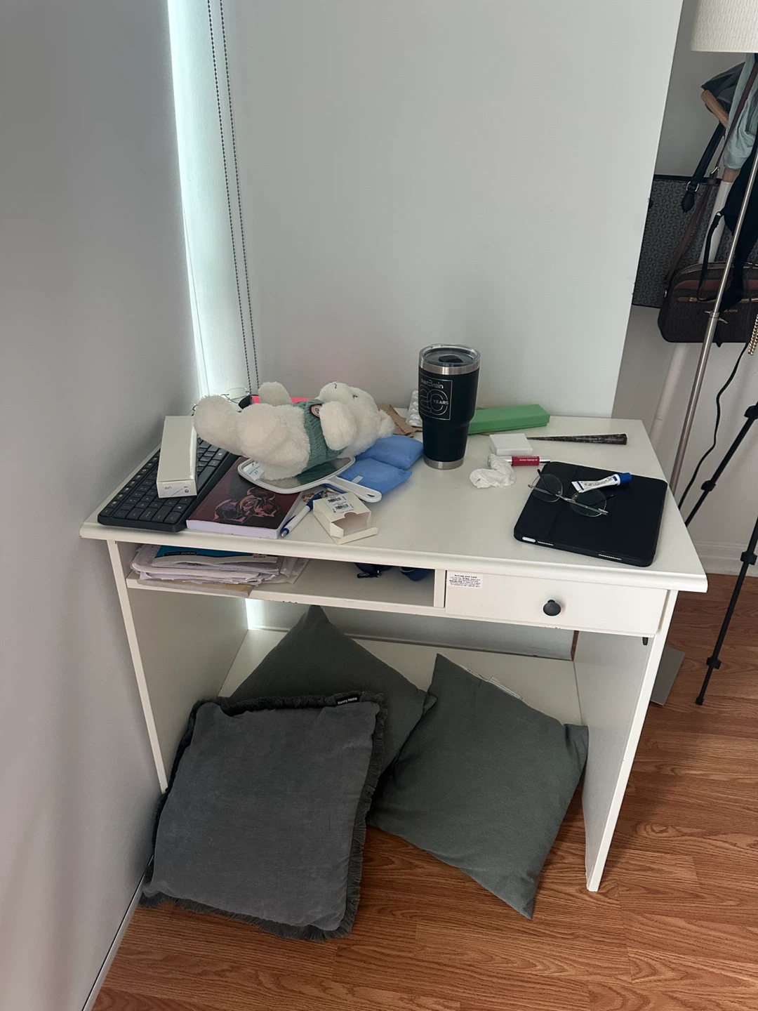 White Compact Desk with Drawer