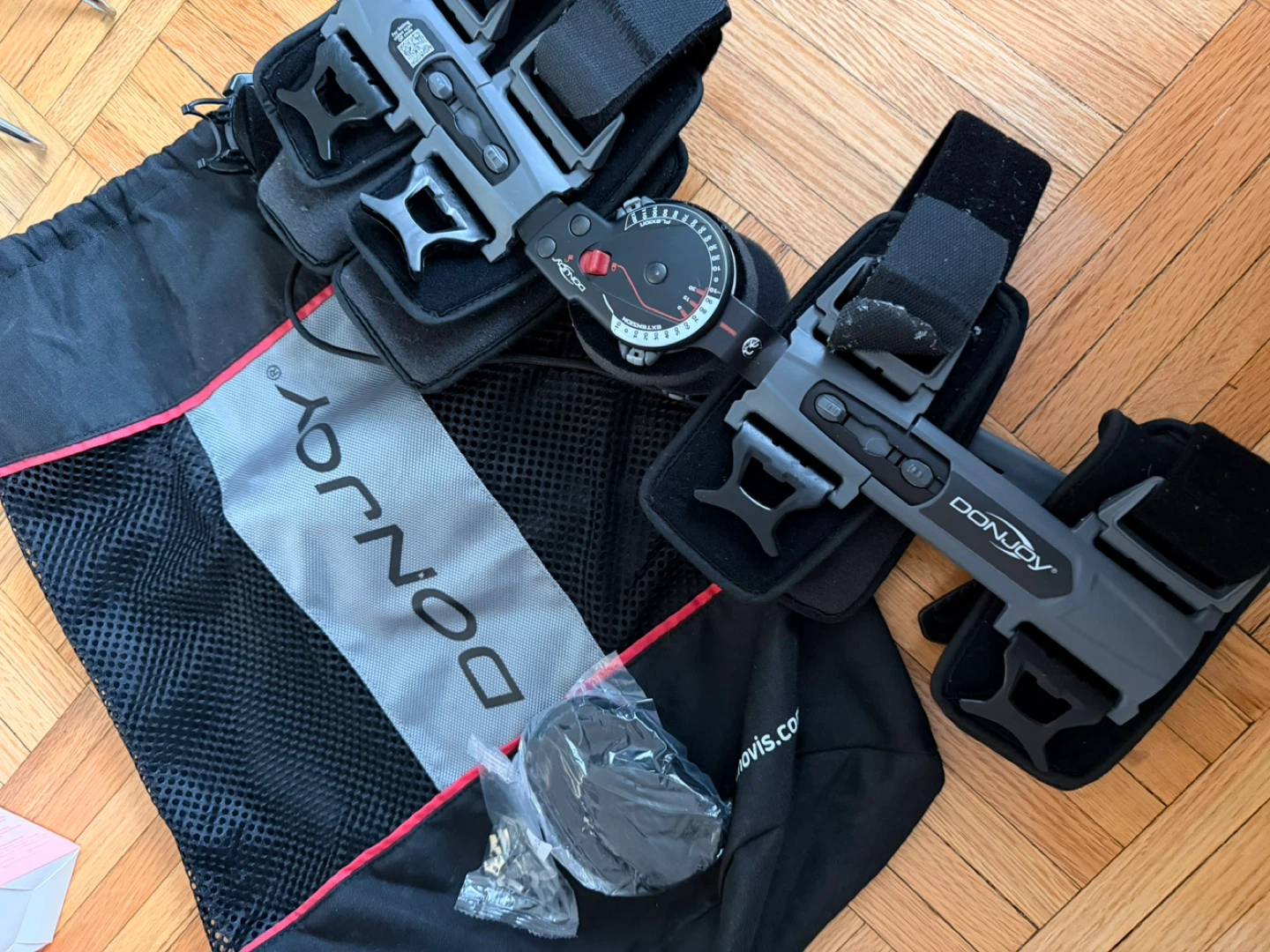 DonJoy ROM Knee Brace with Bag