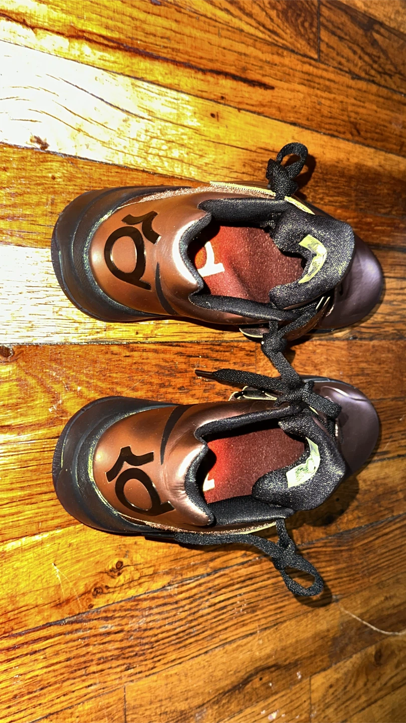 Nike KD 4 “Christmas"  Metallic Copper Shoes - photo 4