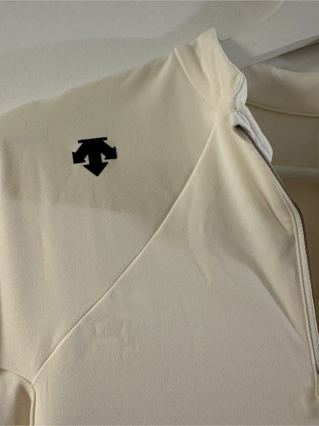 Descente Cream Quarter Zip Long Sleeve Active Top Size XS - photo 3