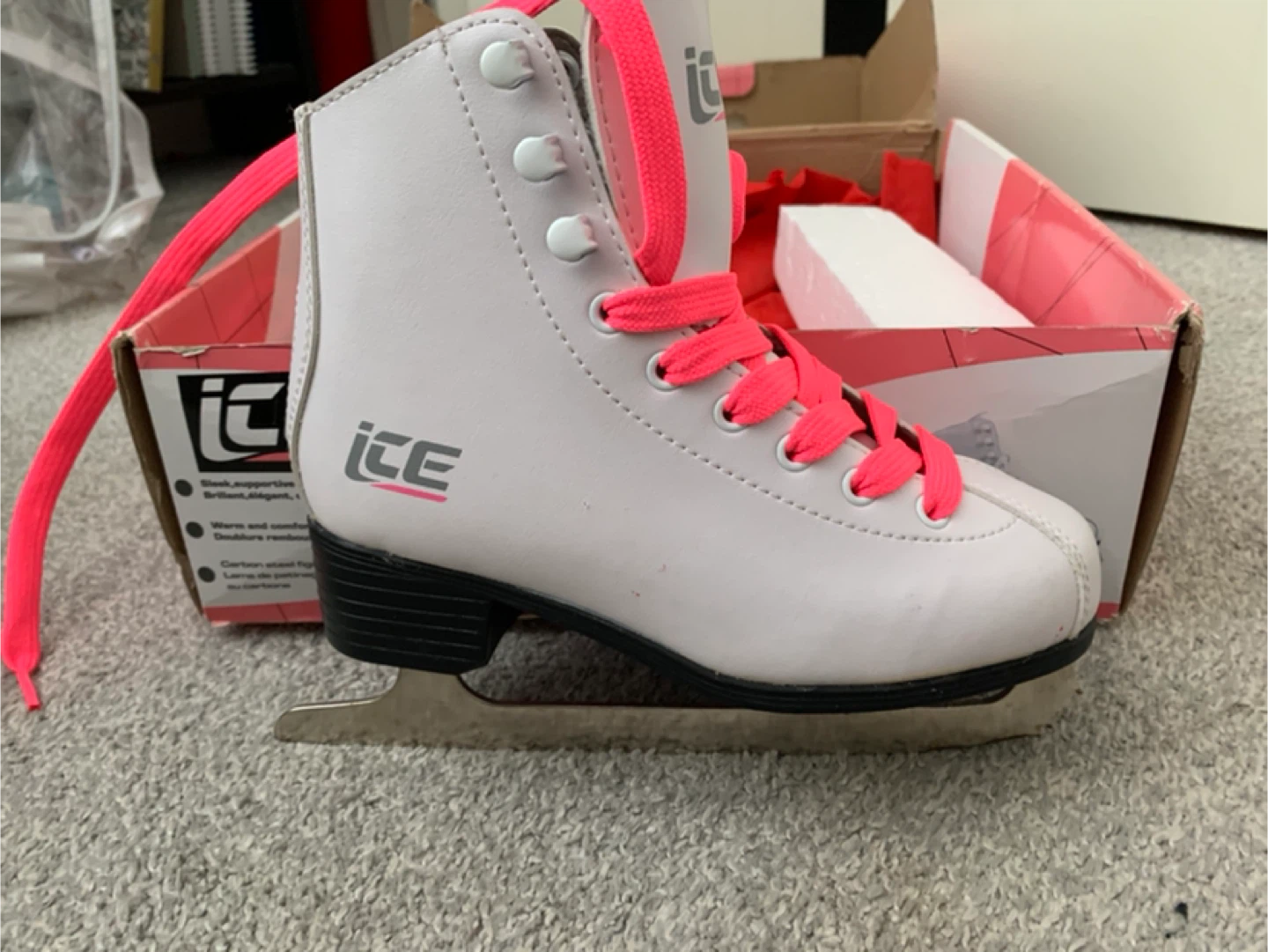 Ice skate shoes