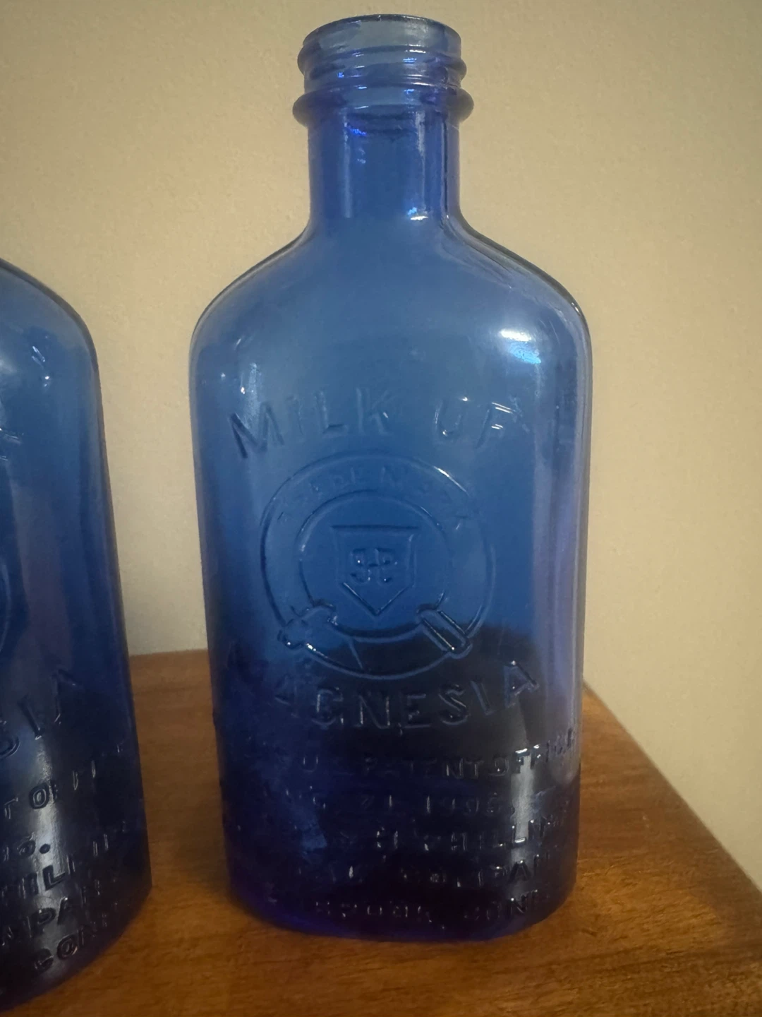 2 Vintage Milk of Magnesia Blue Glass Bottle - photo 2