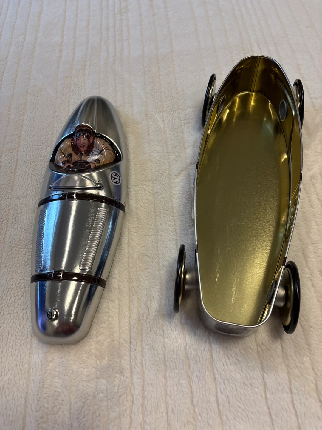 Vintage Style Tin Race Car Storage Tin - photo 3