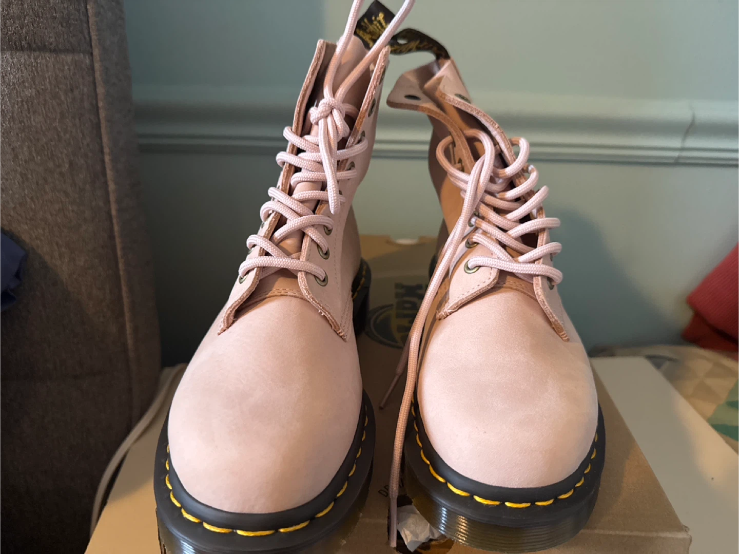 (Brand New) Dr. Martens 1460 Pascal - Powder Pink - photo 3