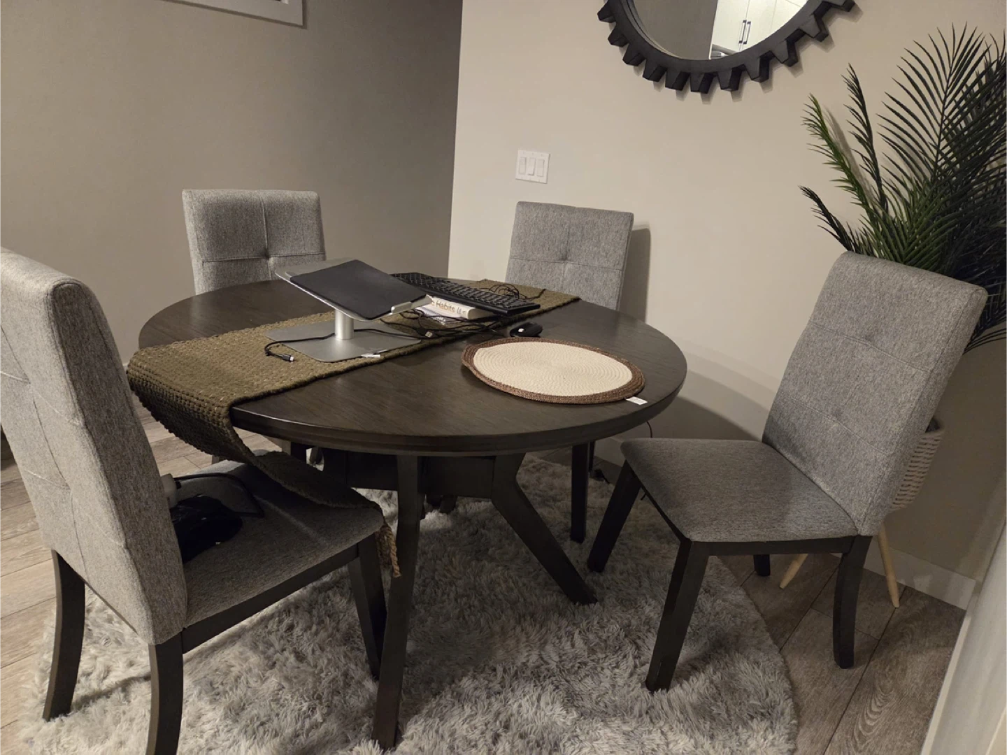 Dining room set 5 pieces