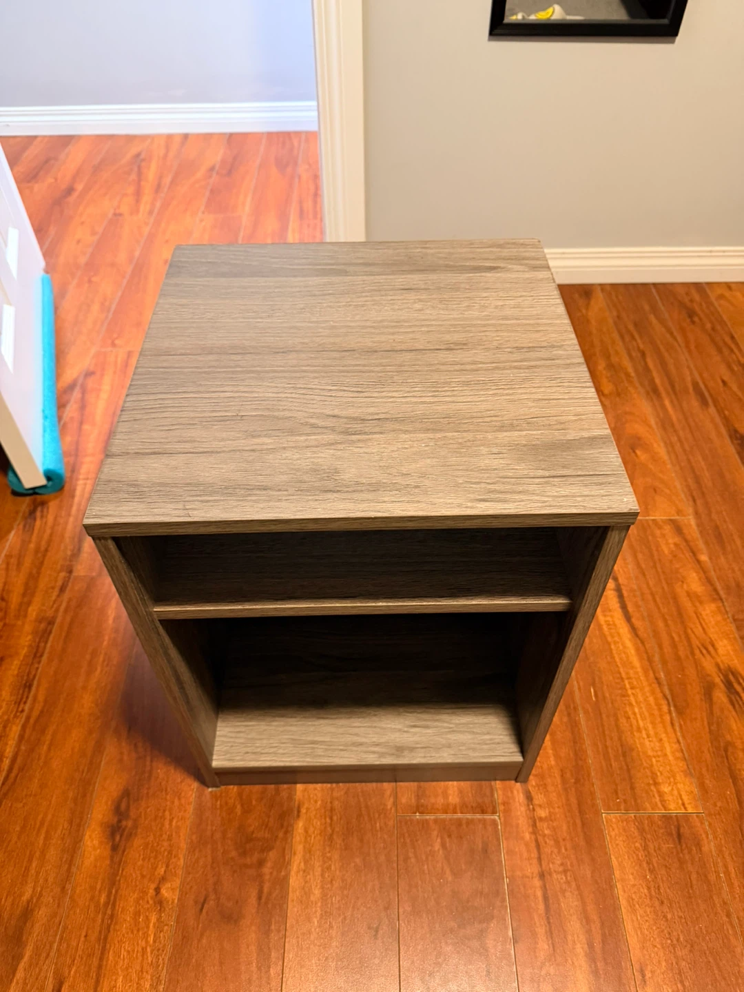 Oak-look Bedside Table - photo 2