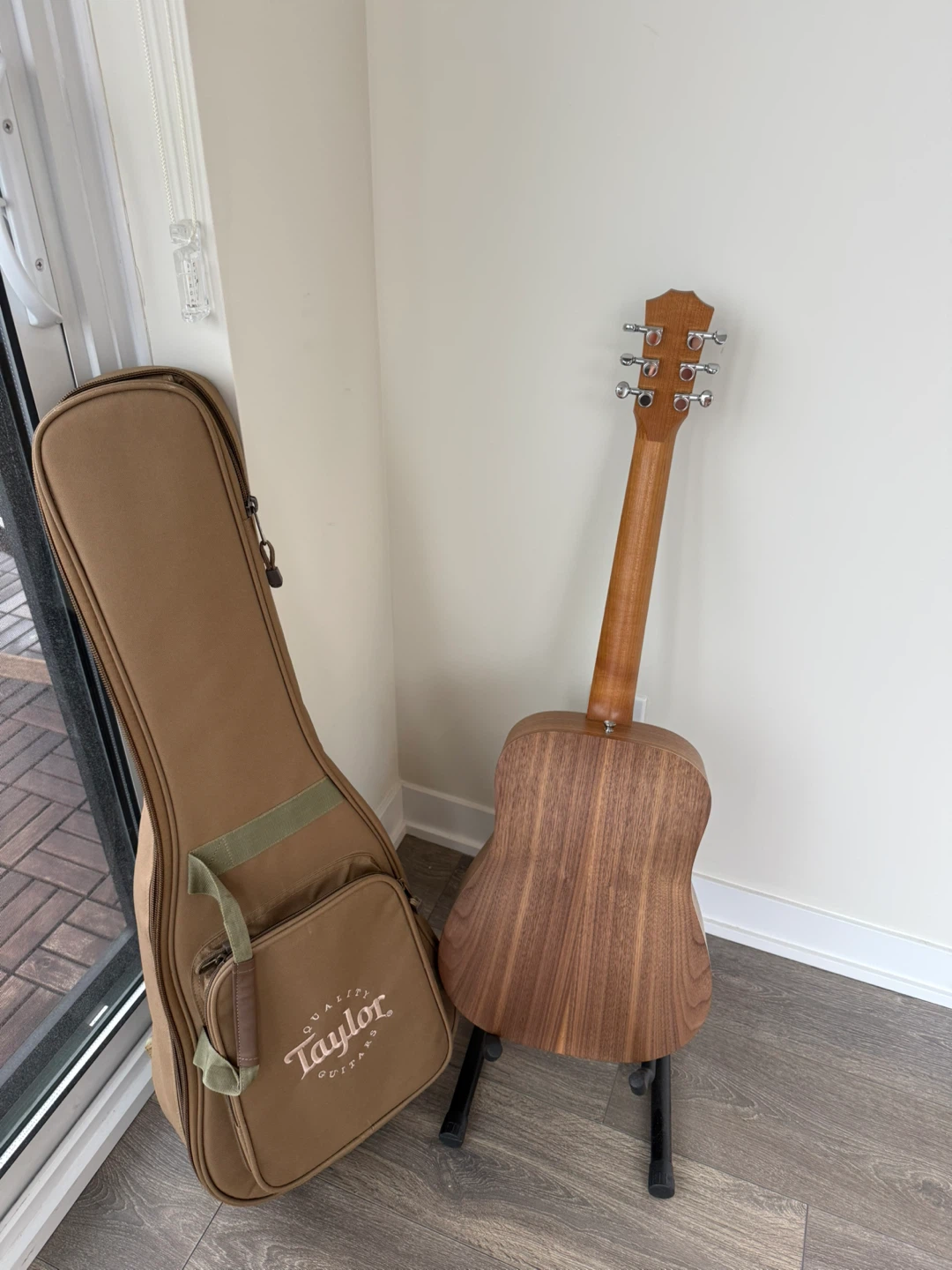 Taylor Baby Taylor BT1 Acoustic Guitar with Gig Bag - photo 4