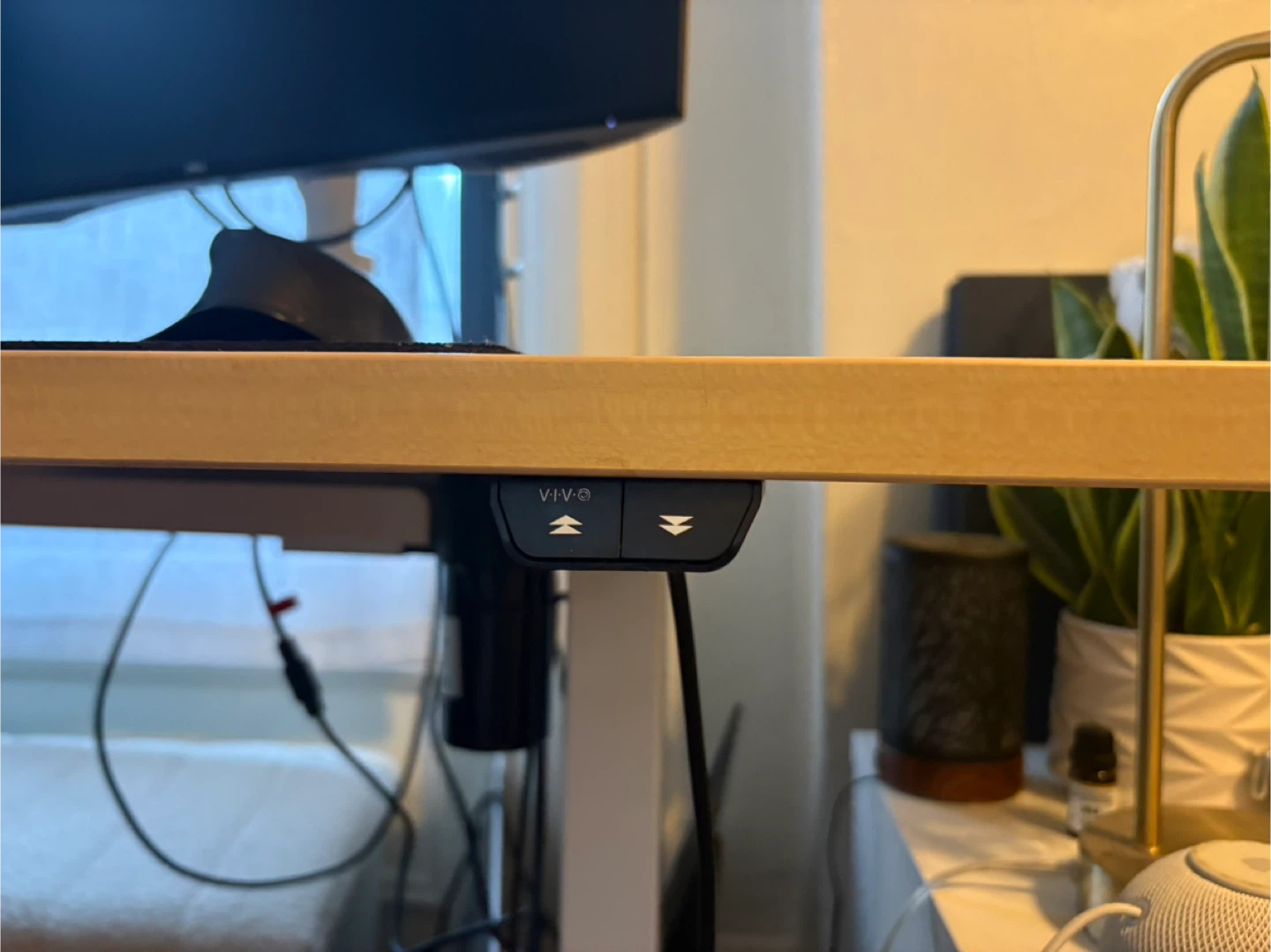 Standing Desk - Wooden Top - photo 3