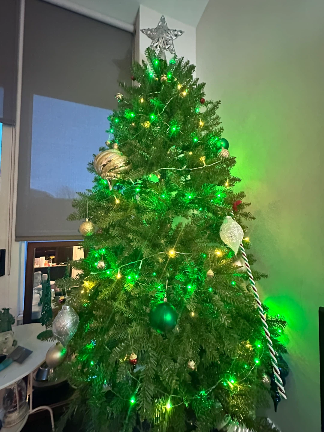 Pre-lit Artificial Christmas Tree with Ornaments - photo 5