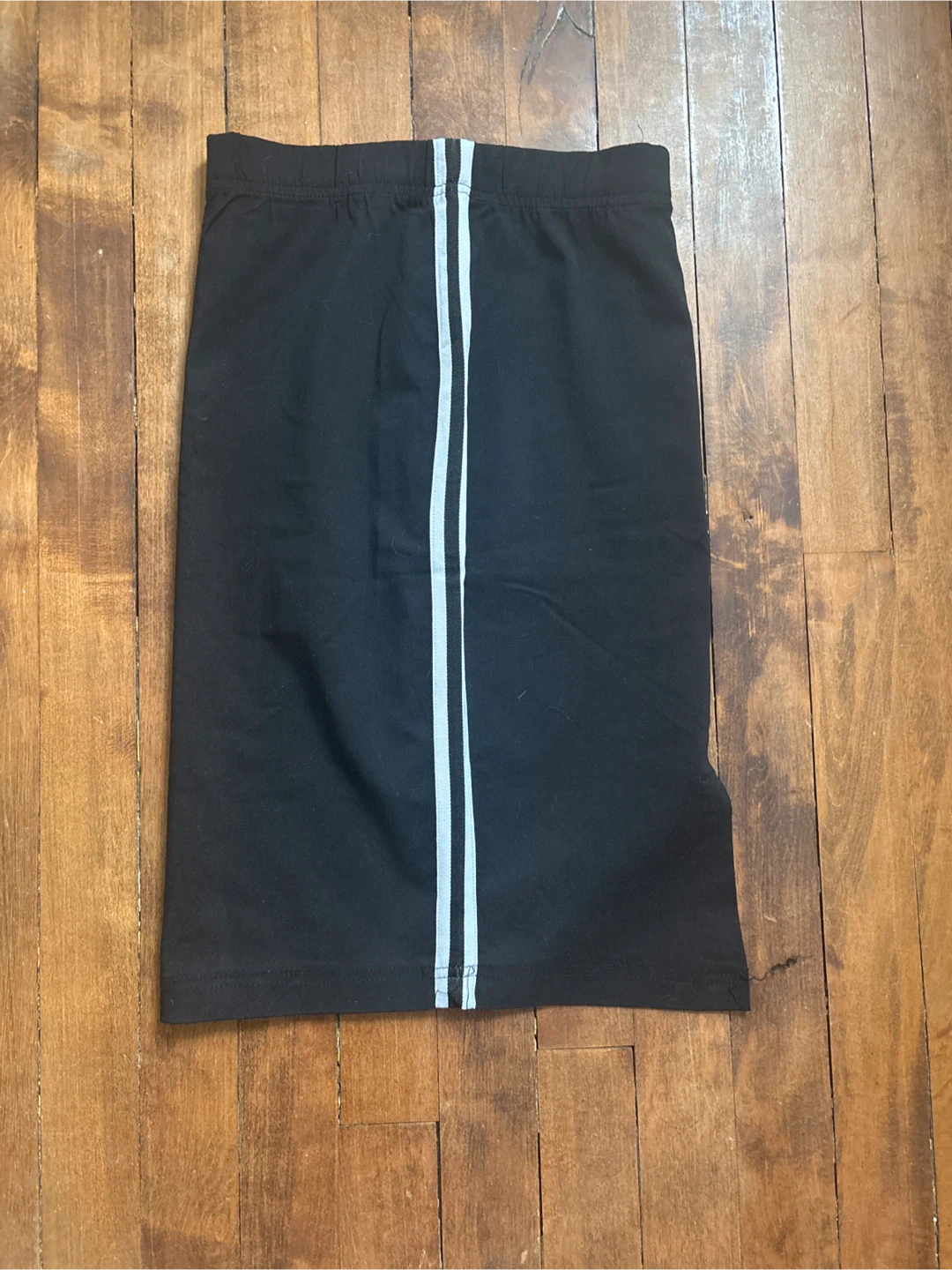 KALA Ladieswear Black Skirt with Stripes Size 7/8 - photo 3