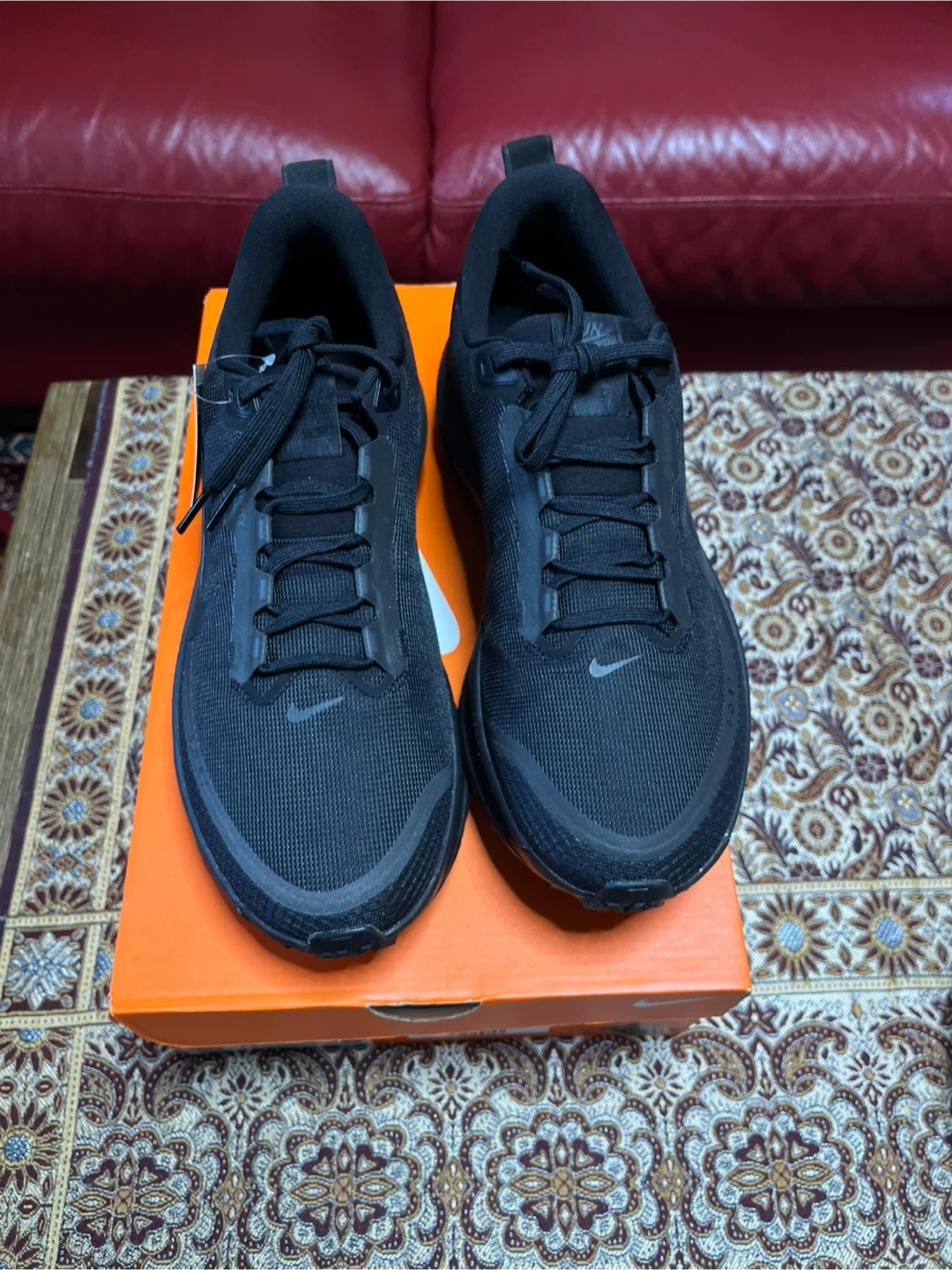 Nike Vomero 18 GTX Black Running Shoes Men's 11 New