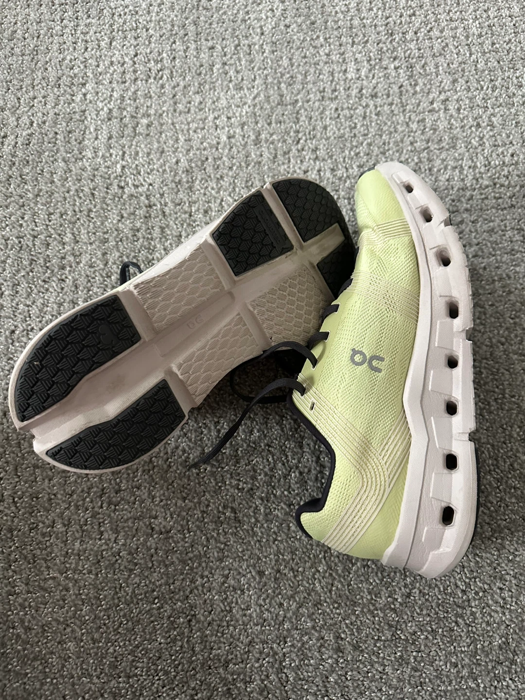 On Cloudgo Running Shoes - photo 3