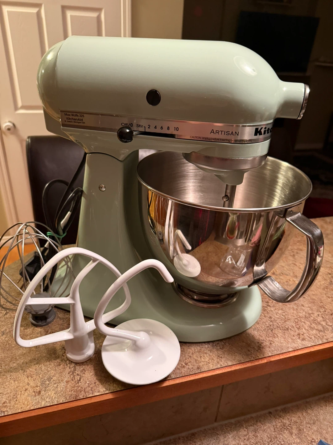 KitchenAid Artisan Stand Mixer - Light Green