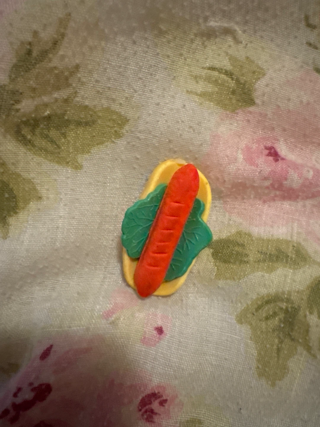 Miniature Carrot and Lettuce Toy