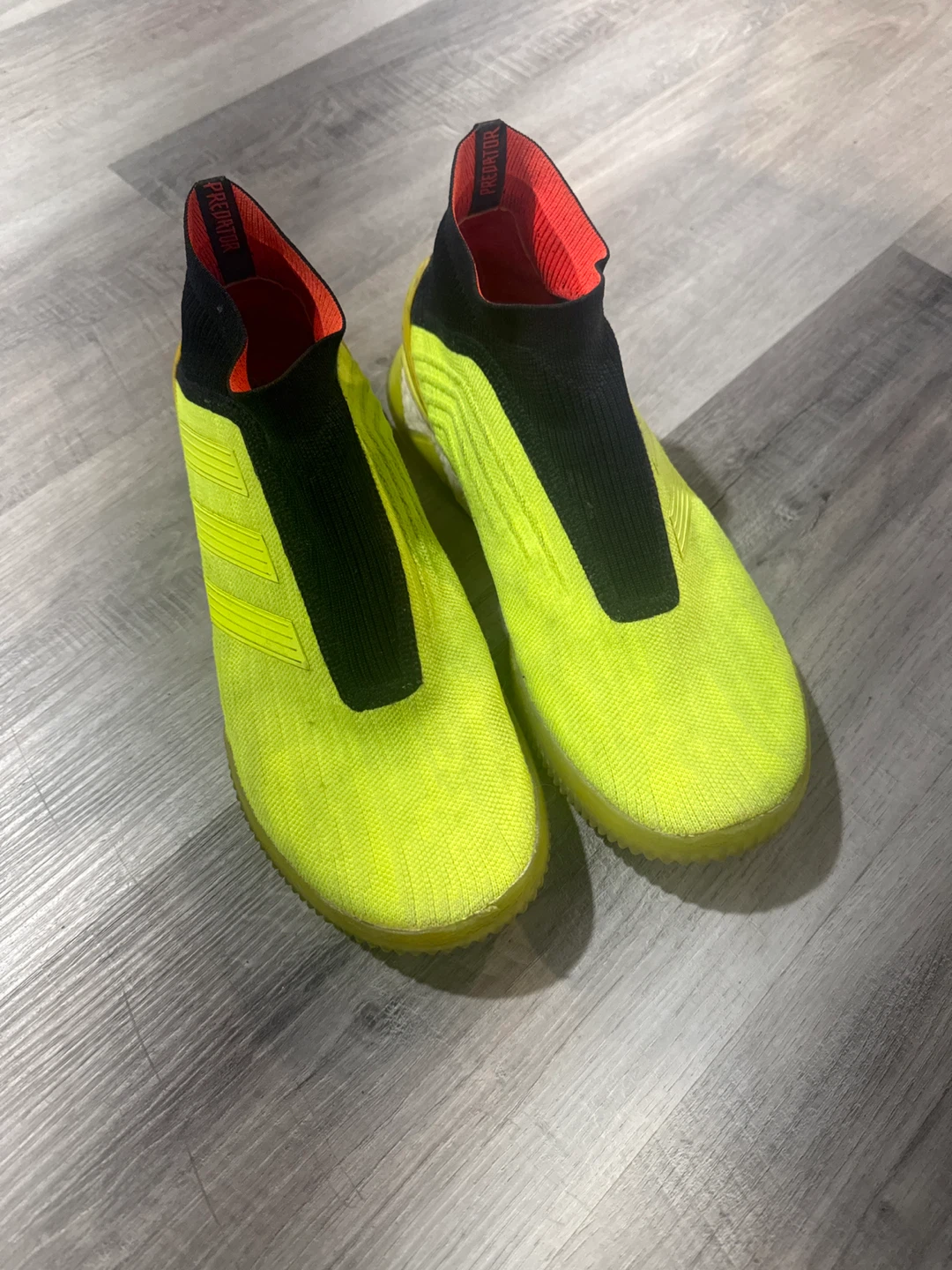 Adidas Predator Soccer Cleats - Neon Yellow - Size 8