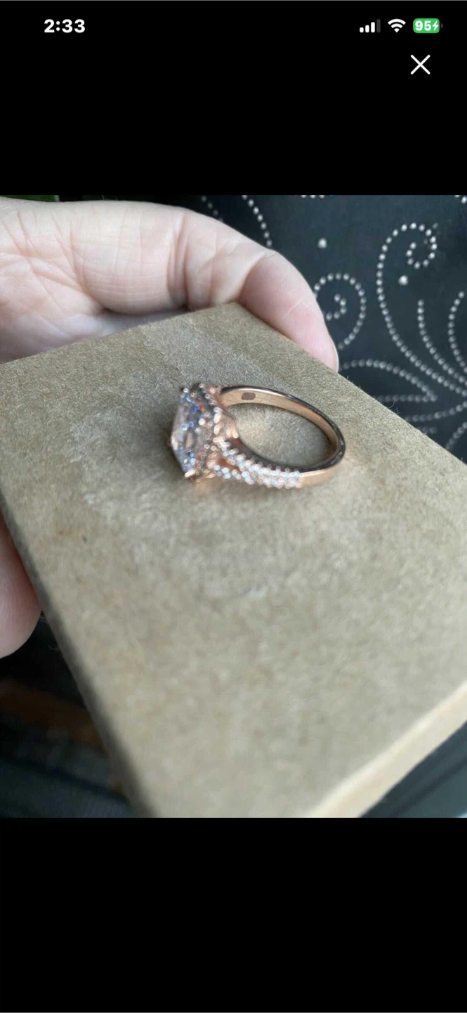 Rose Gold Cushion Cut Engagement Ring - photo 4