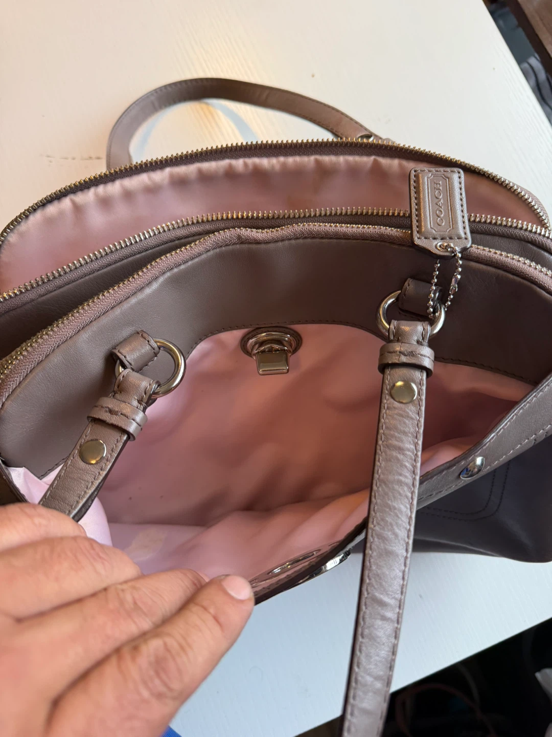Coach Leather Tote Bag - photo 5