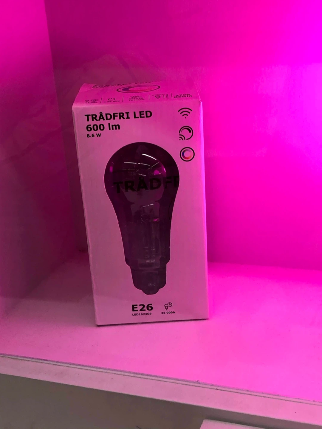 IKEA Floor Lamp + Colour-Changing Smart Bulb (TRÅDFRI) - photo 2