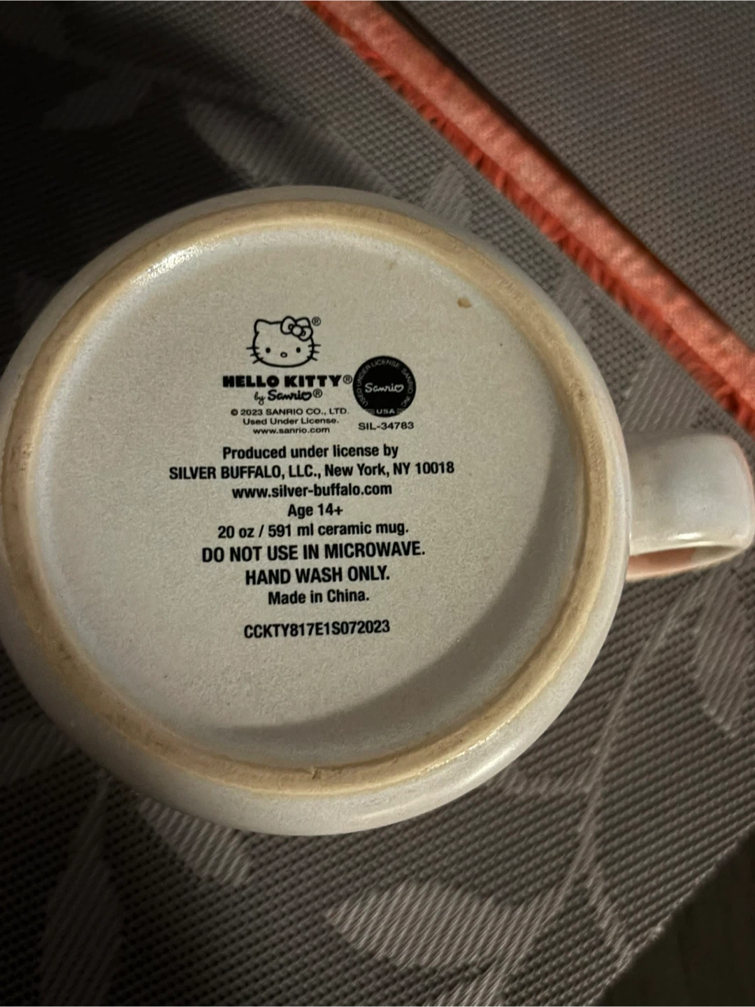 Sanrio Hello Kitty Ceramic Mug 20 oz - photo 3