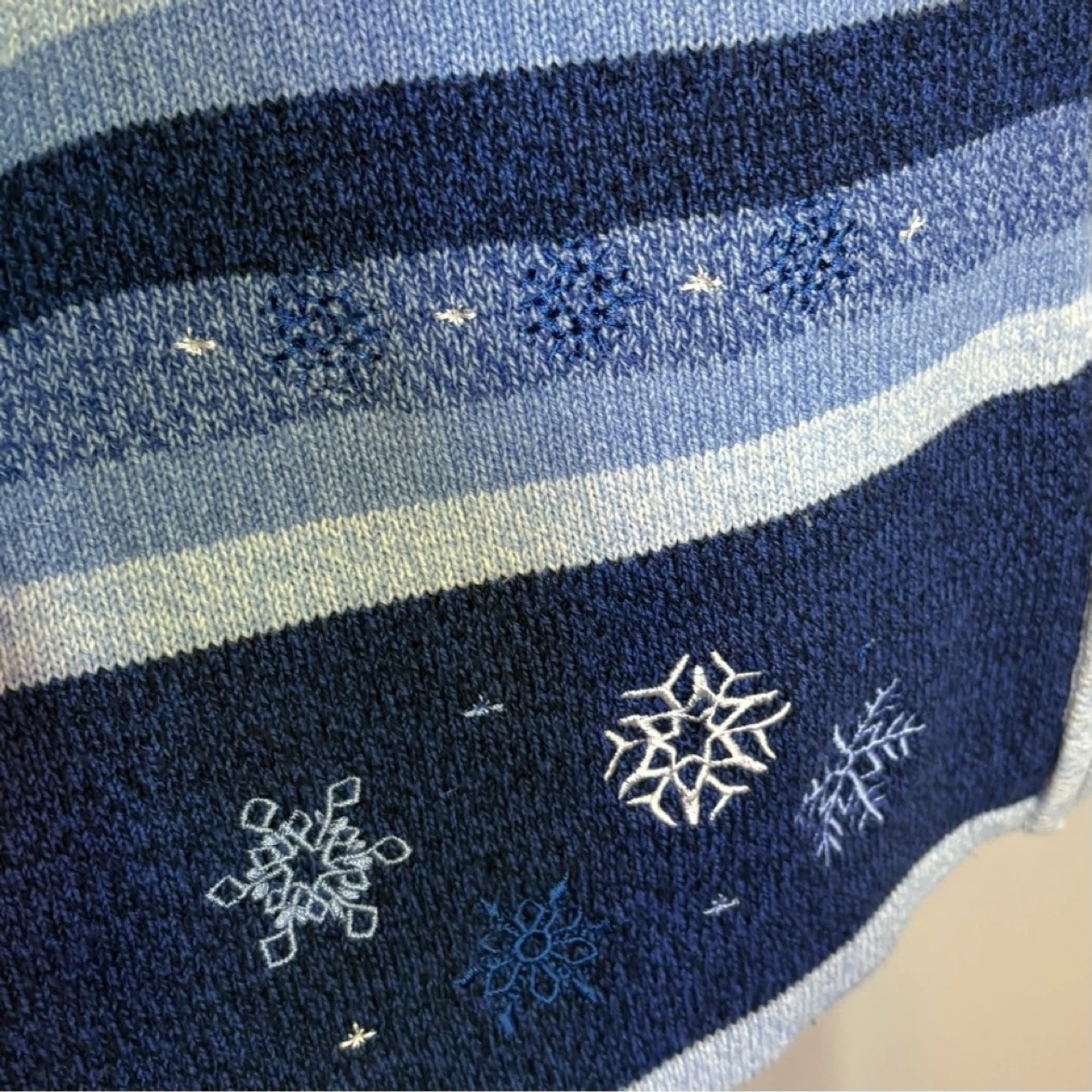 Carroll Reed Full Zip Dog Snowflake Colorblock Sweater Size XL - photo 5