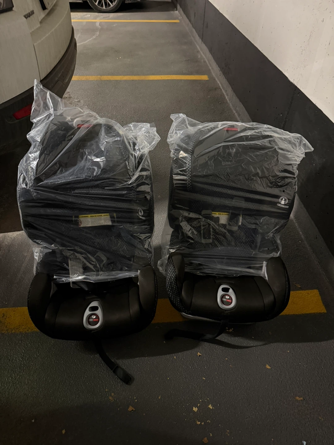 Britax Boulevard ClickTight Convertible Car Seat - photo 2