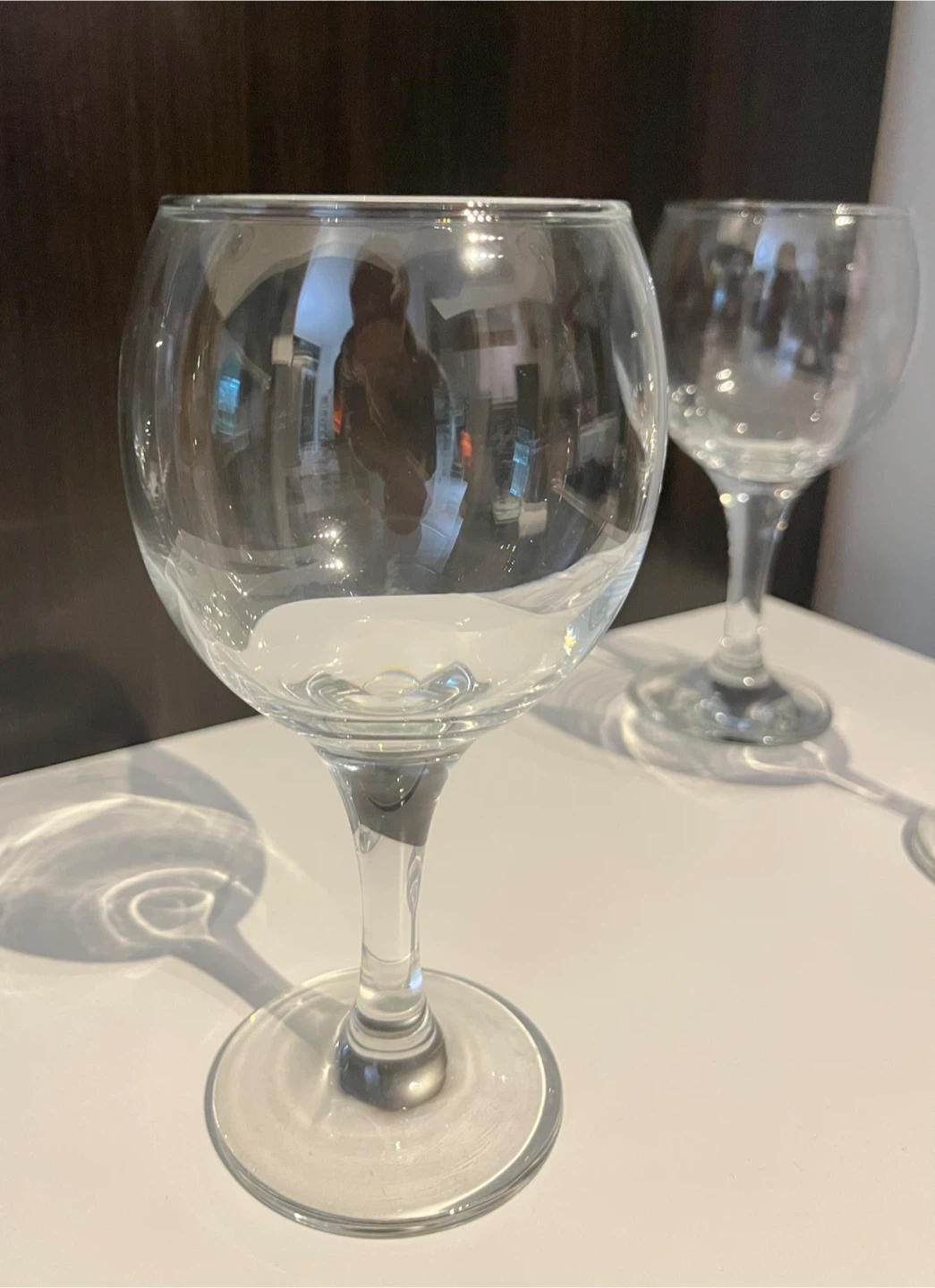 Set of 4 Clear Wine Glasses - photo 2