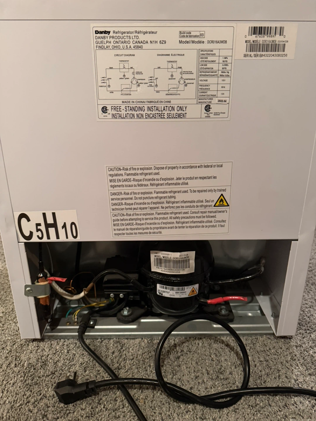 Danby Compact Refrigerator DCR016A3WDB - photo 4