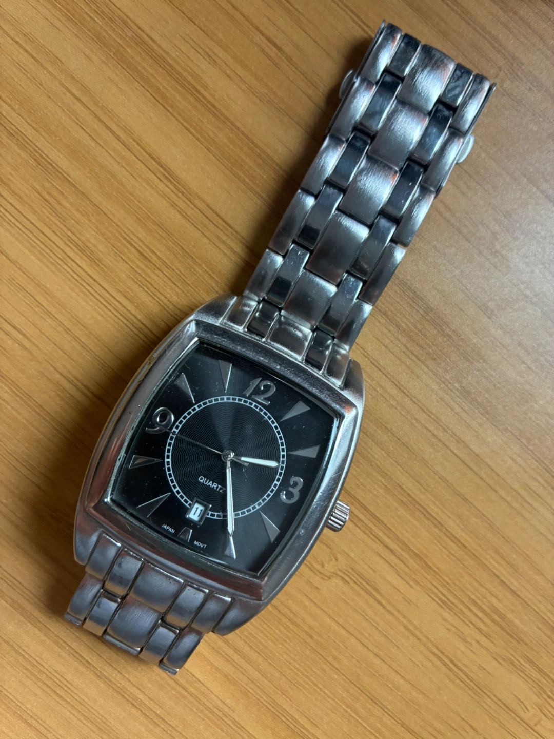 Working Men's Stainless Steel Quartz Watch - Black Face