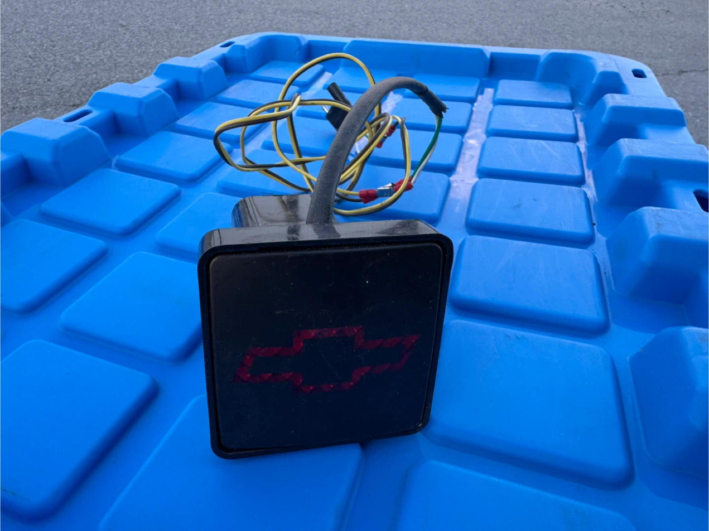 Bully Hitch Cover/Brake Light with LED Accent Light - photo 3