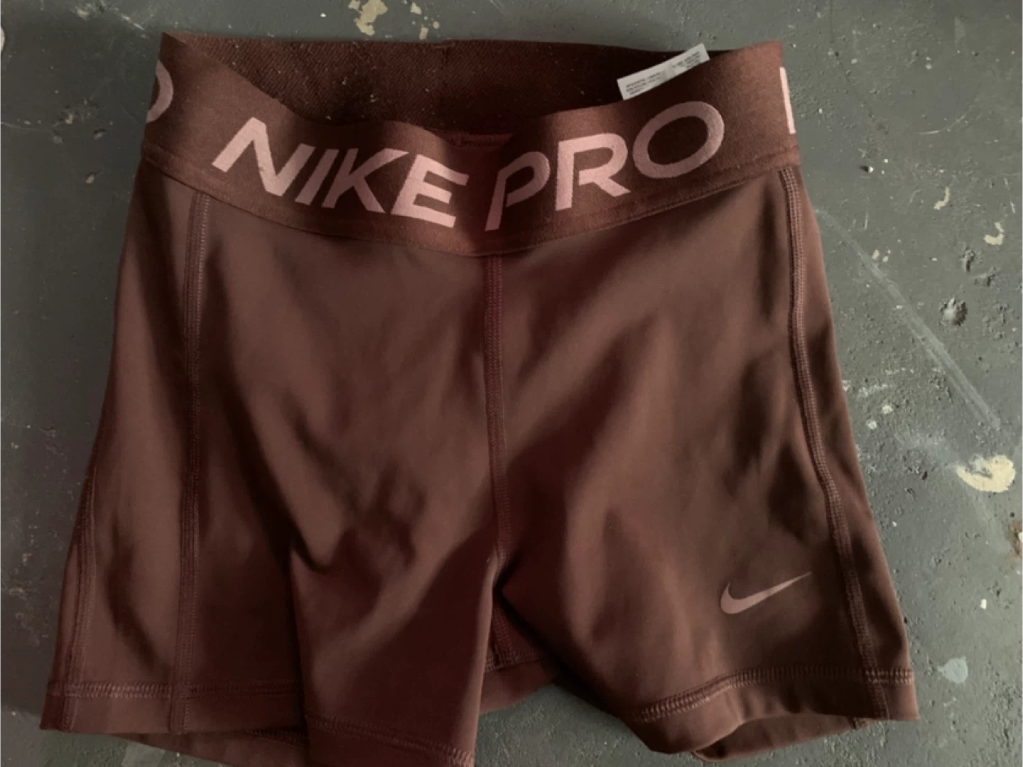 Nike Pro Women's XS Brown Compression Shorts