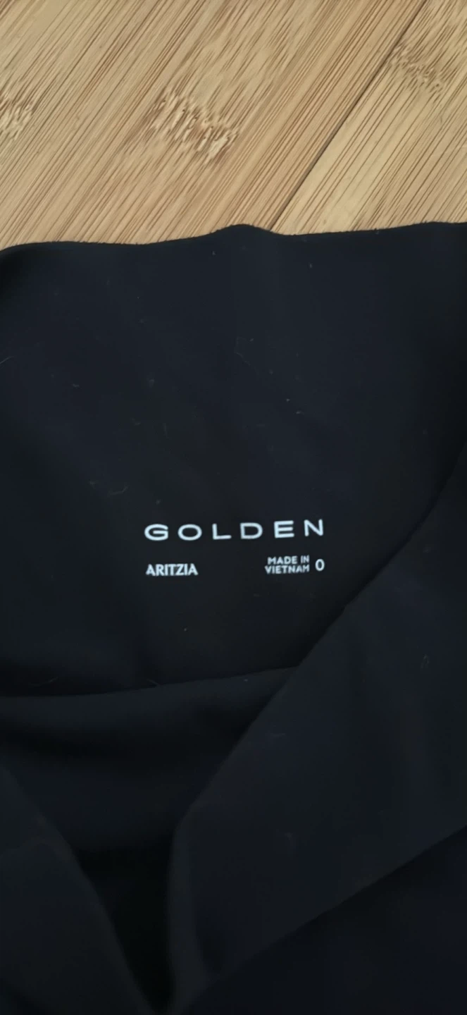 Aritzia Golden Matte Black Bike Shorts size 0 - photo 3