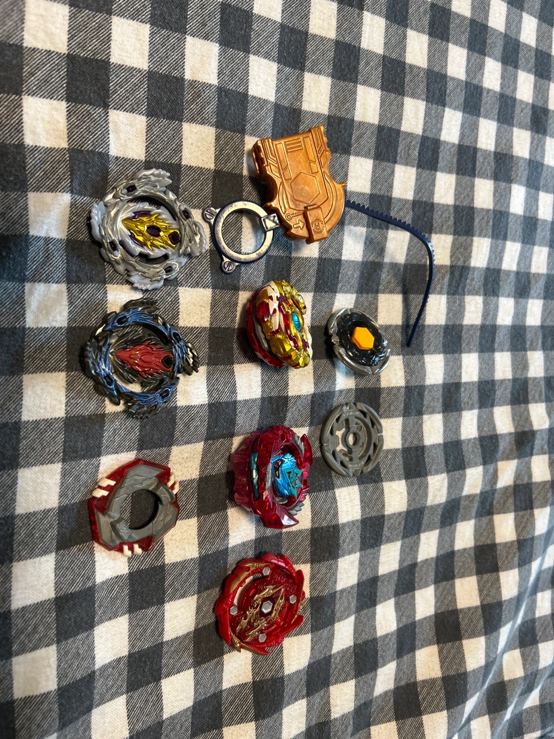 Beyblade burst and metal fusions with metal fusion launcher