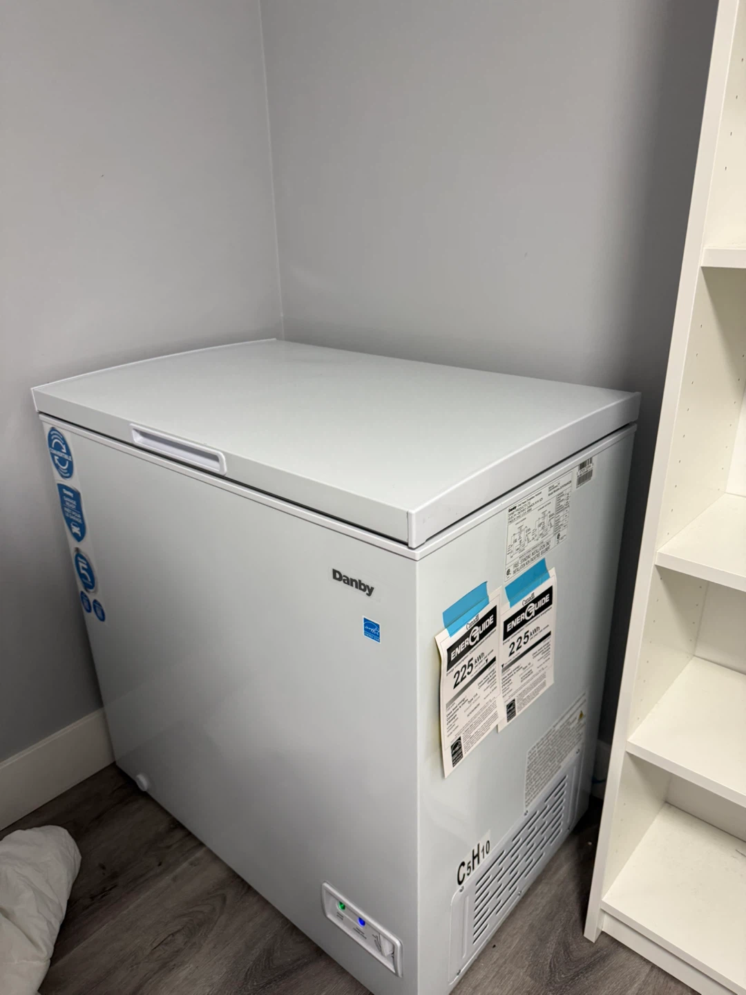 Danby Chest Freezer - photo 3