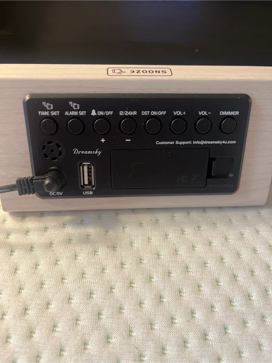 Digital Alarm Clock - photo 2