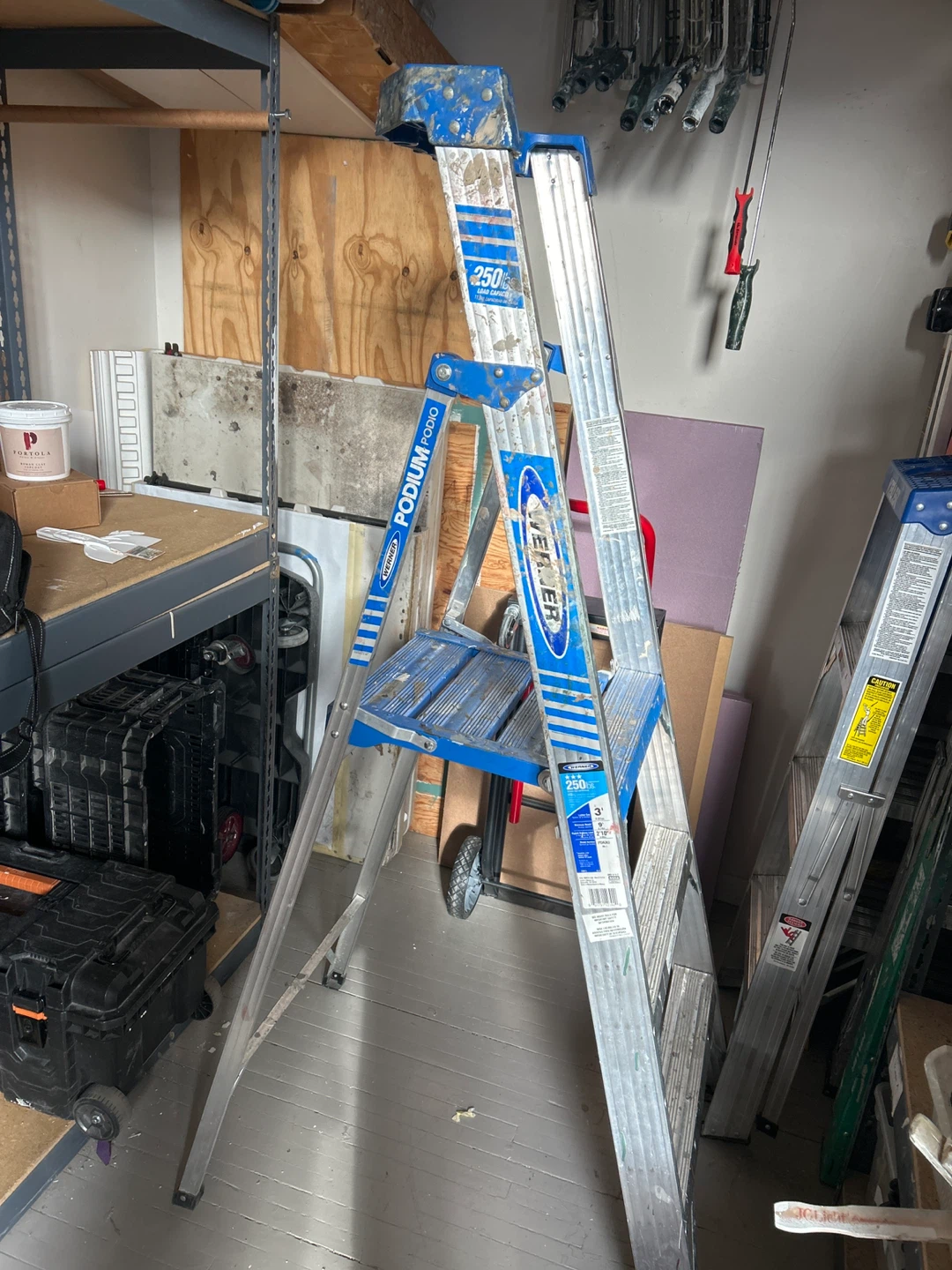 Werner Podium Ladder - photo 2