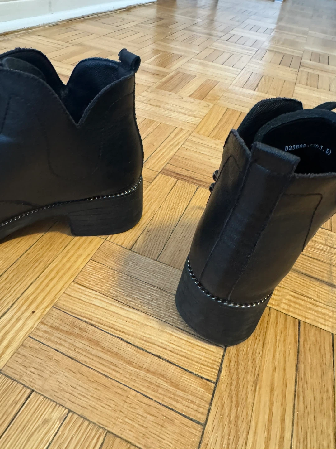 Black Ankle Boots - photo 3