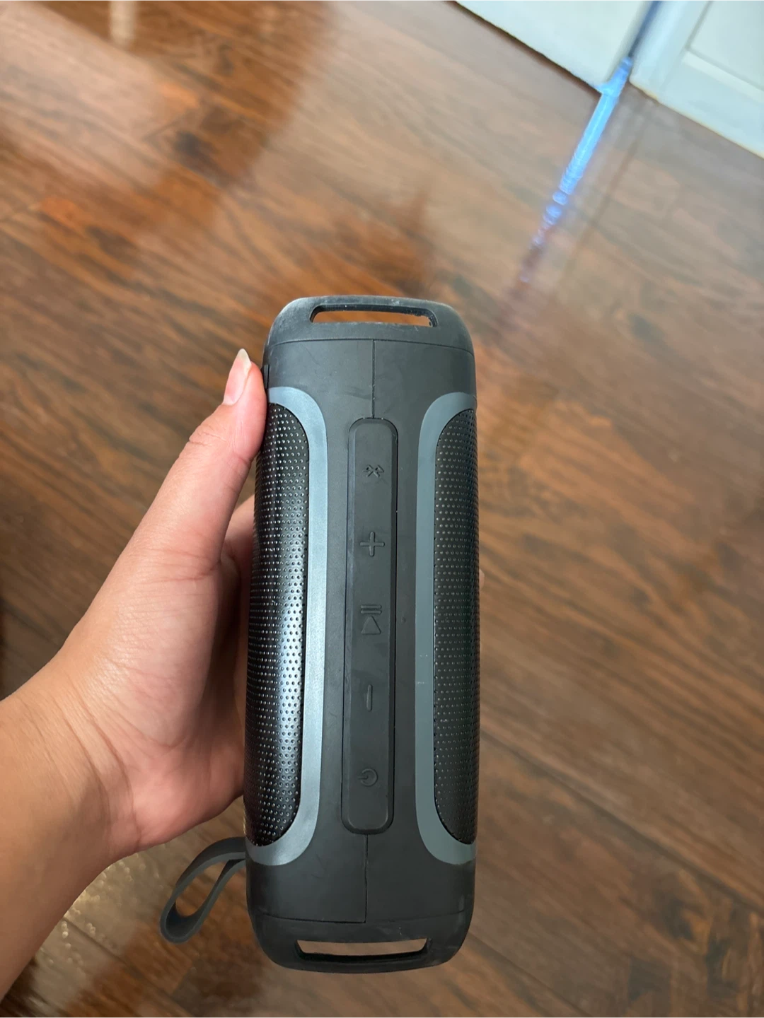 Blackweb Portable Bluetooth Speaker