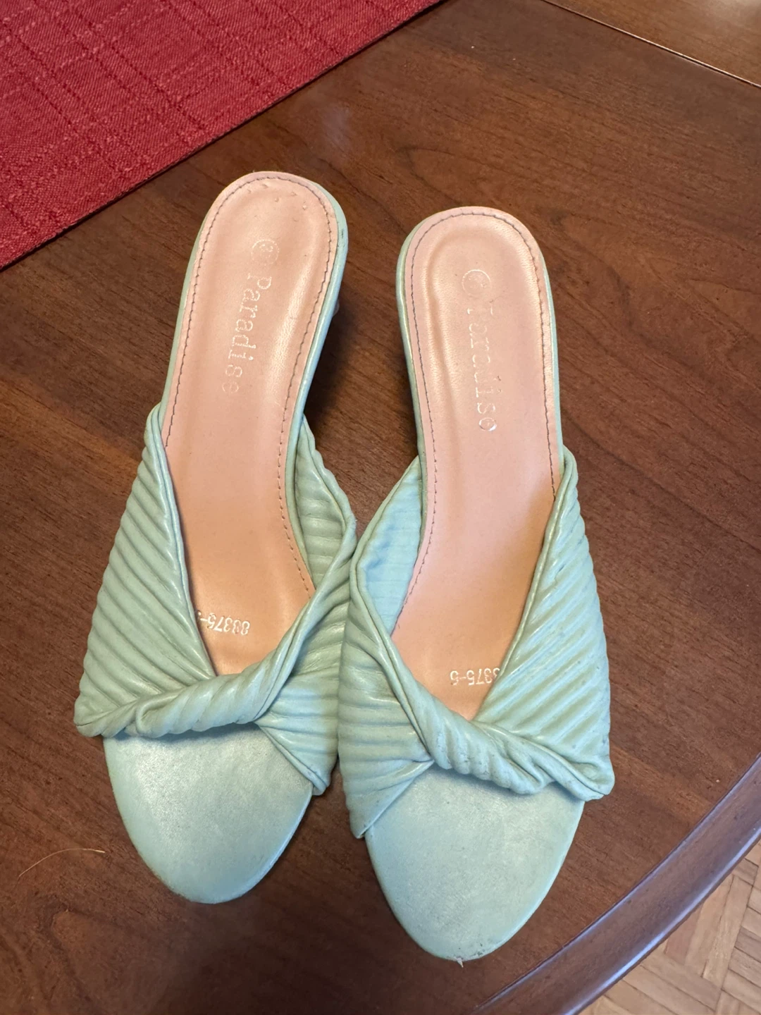 Paradise Women's Light Green Slide Mules size 7